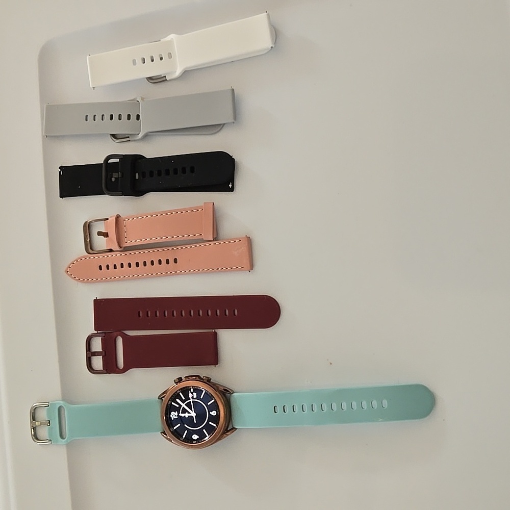 Samsung Galaxy Watch 3 and 5 extra bands
